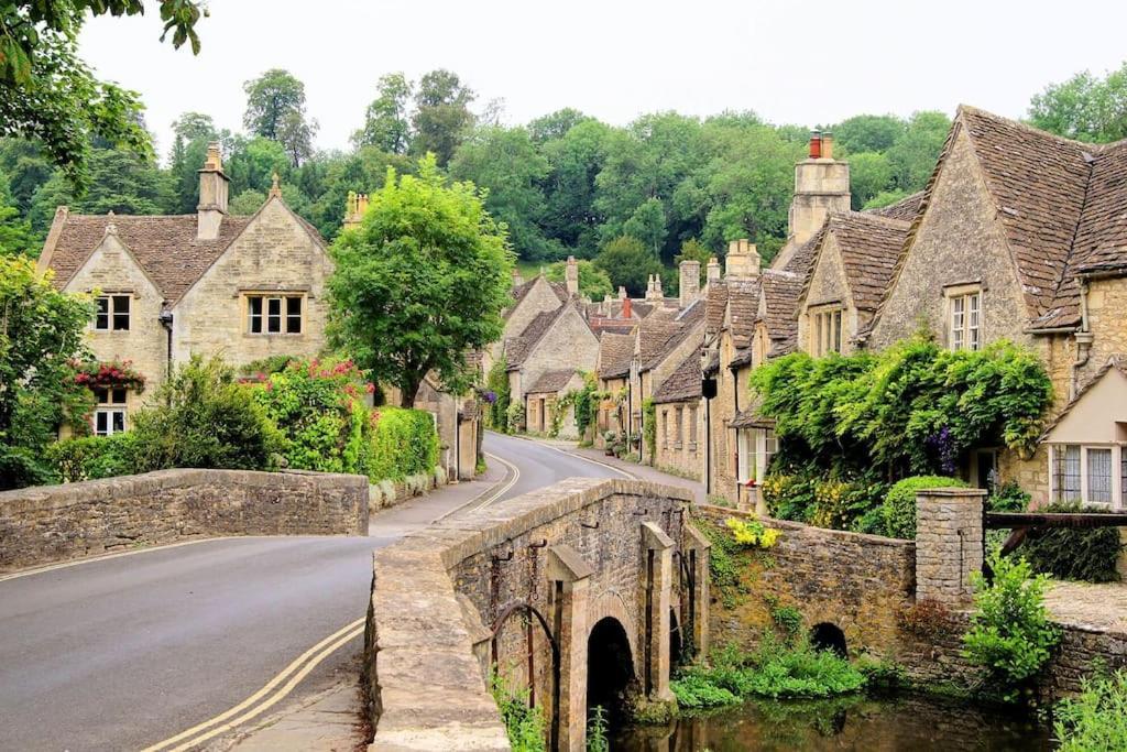 Cotswold Manor House - Country House Retreat With Hot Tub, Ideal For Large Groups Petty France Ngoại thất bức ảnh